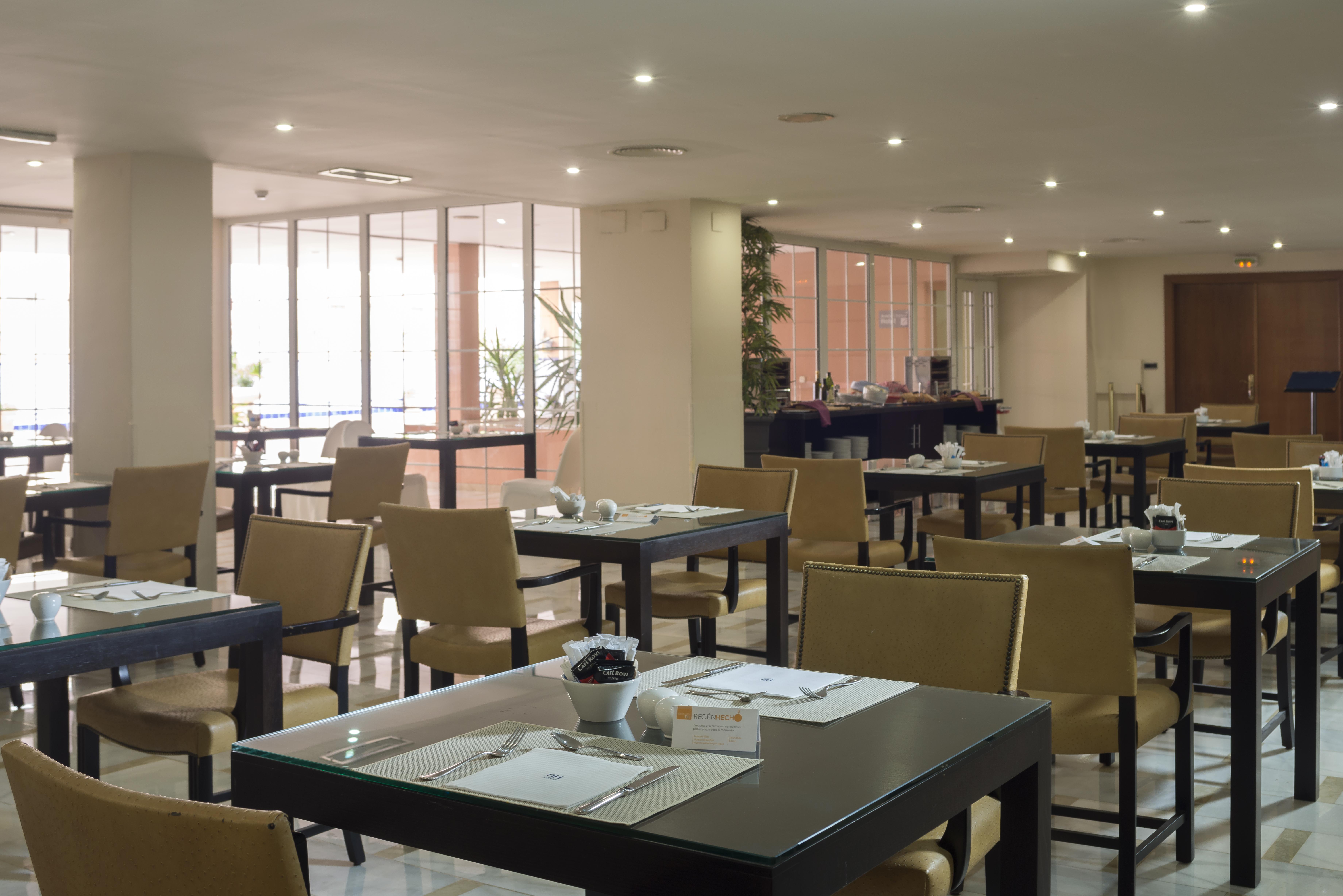 Hesperia Cordoba Hotel Bagian luar foto