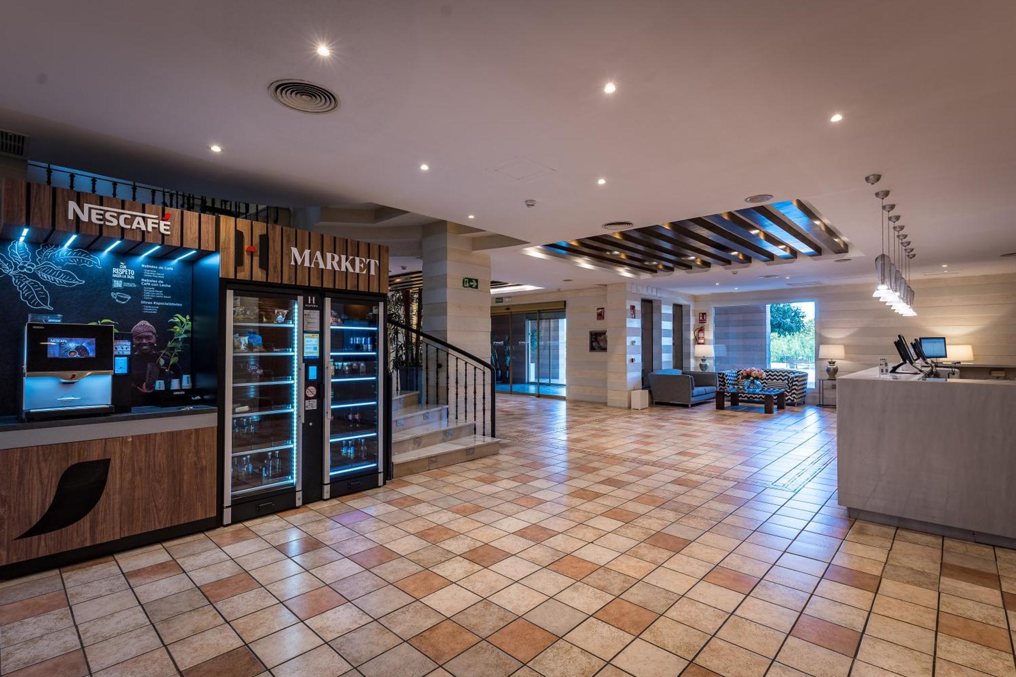 Hesperia Cordoba Hotel Bagian luar foto