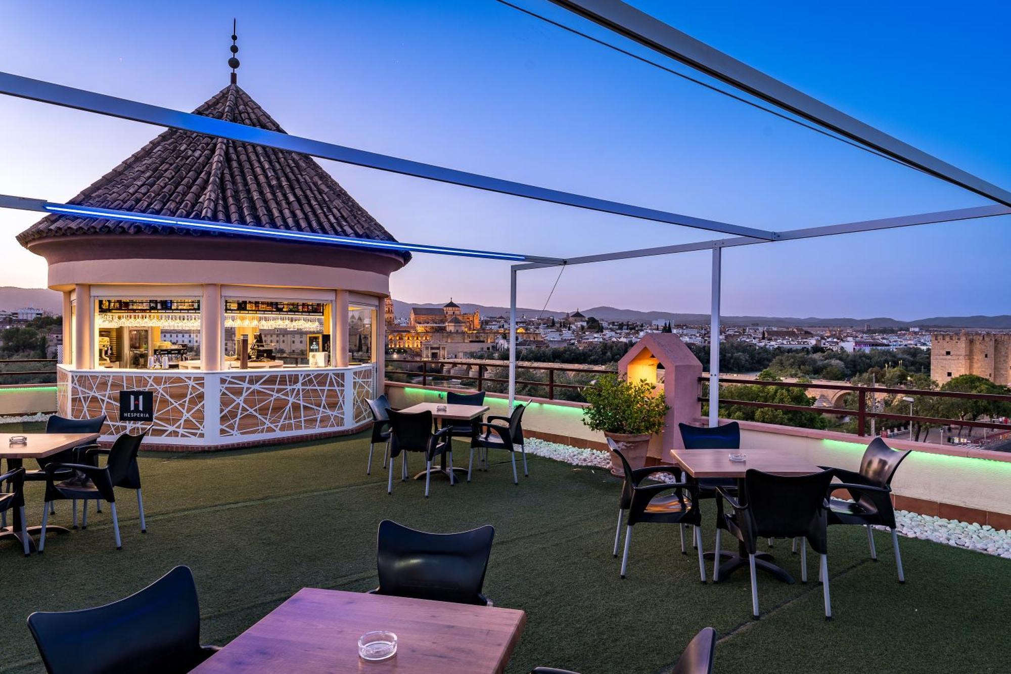 Hesperia Cordoba Hotel Bagian luar foto