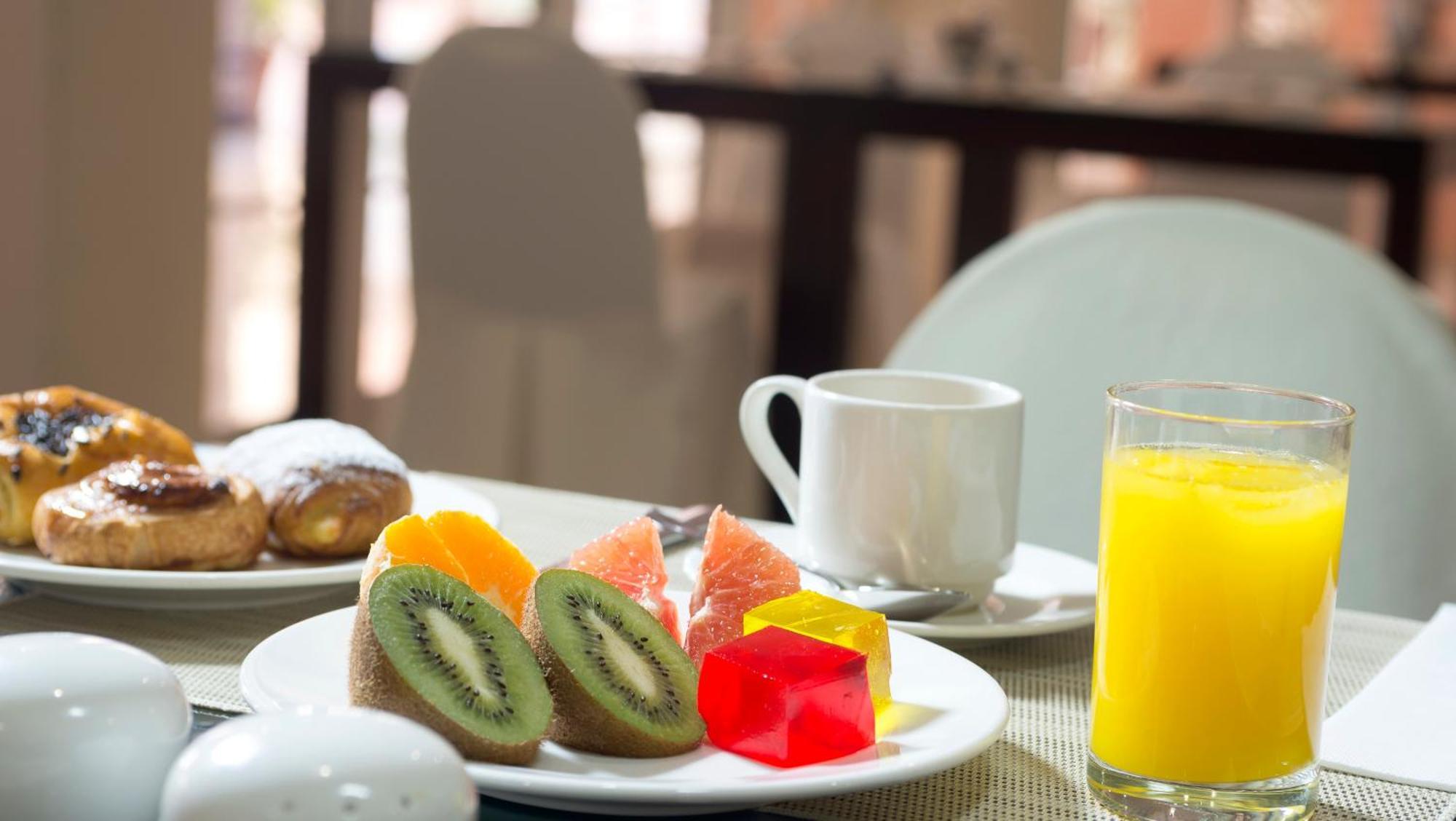 Hesperia Cordoba Hotel Bagian luar foto